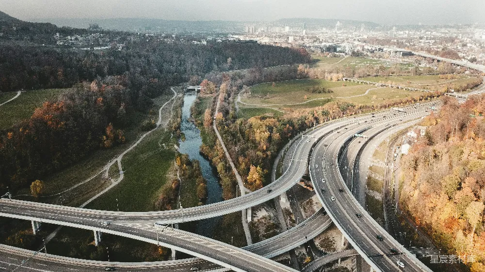 高清摄影  白天的空中城市道路俯瞰图