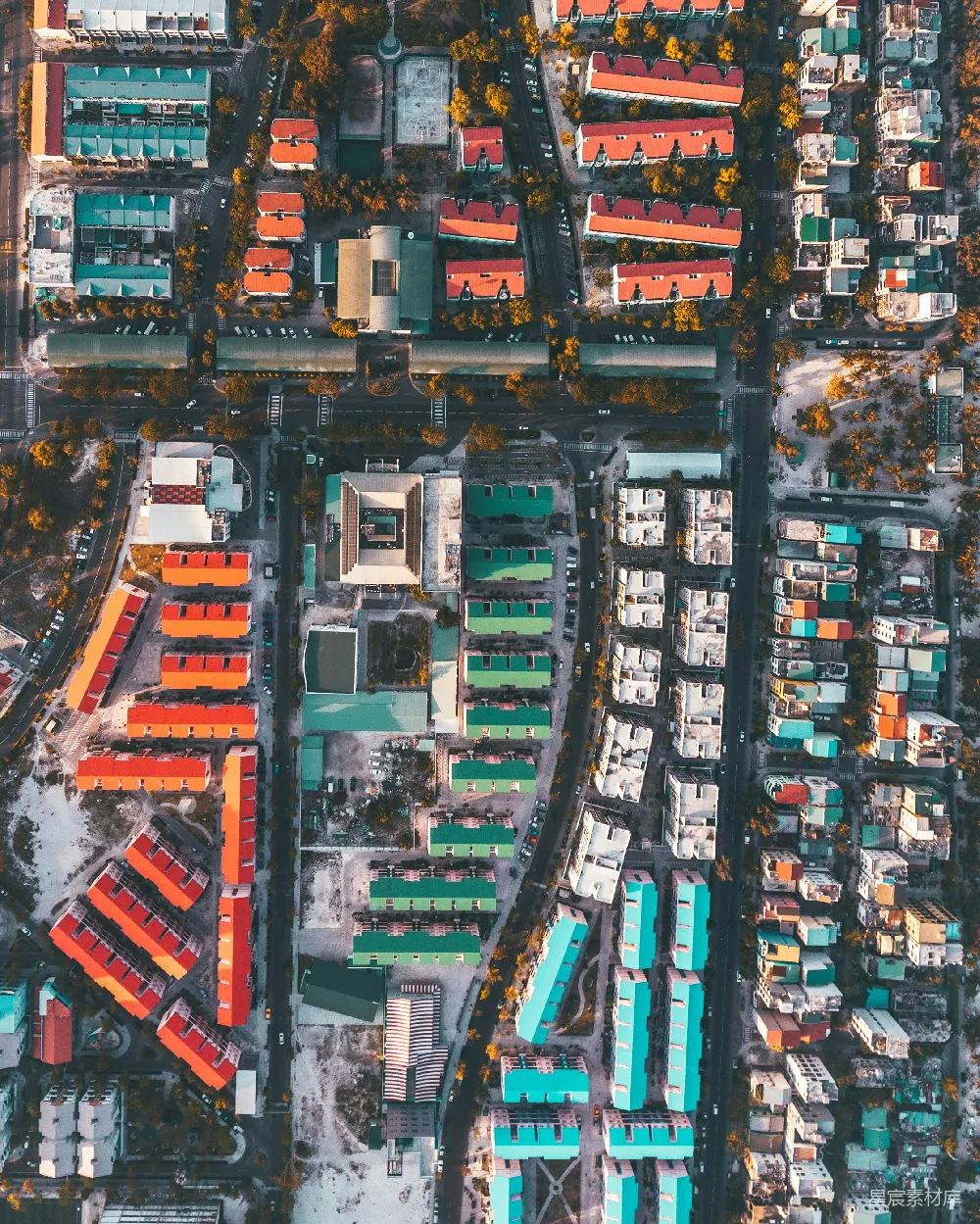 高清摄影  城市上空多彩建筑的俯瞰图。