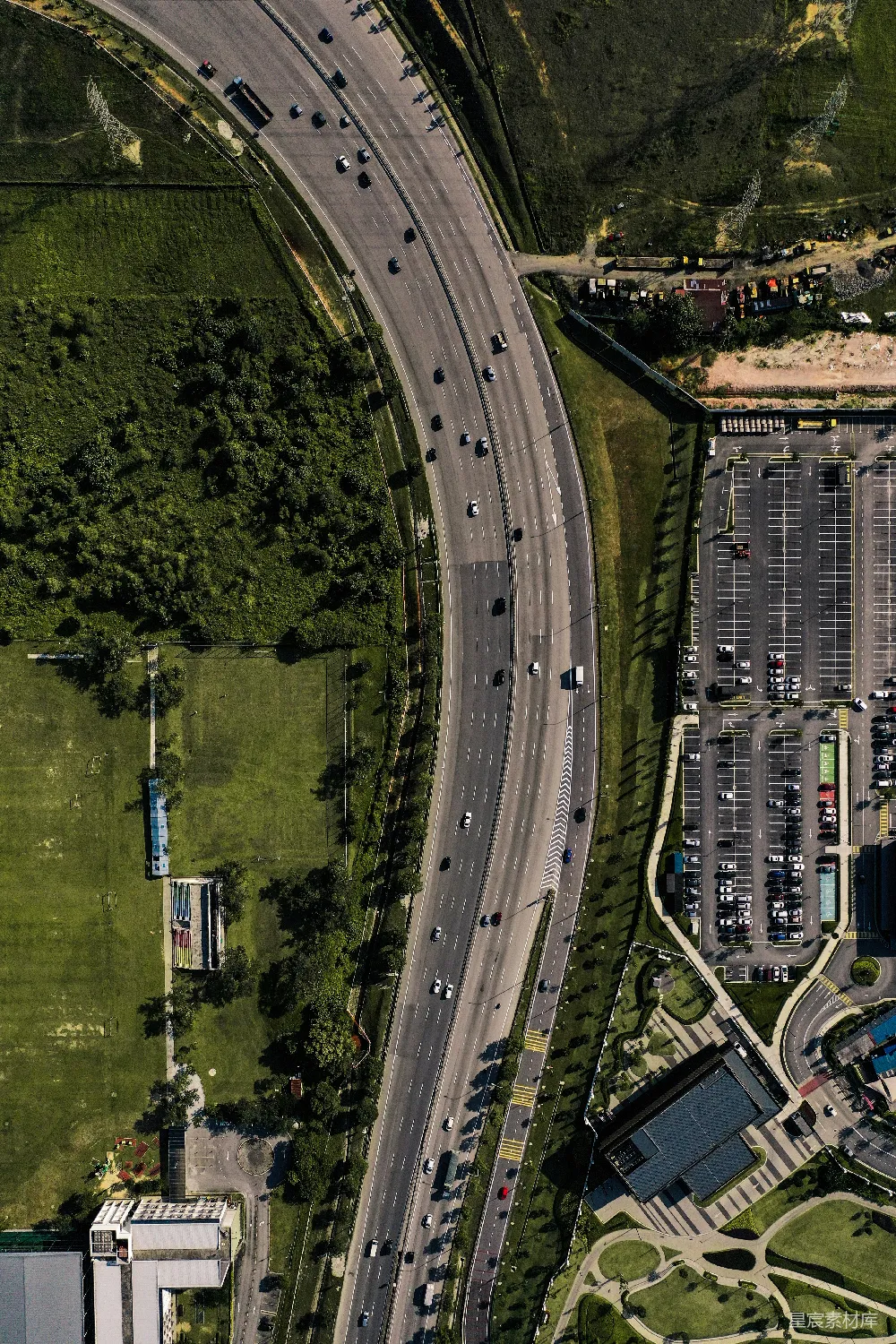 高清摄影  空中俯瞰道路上的车辆