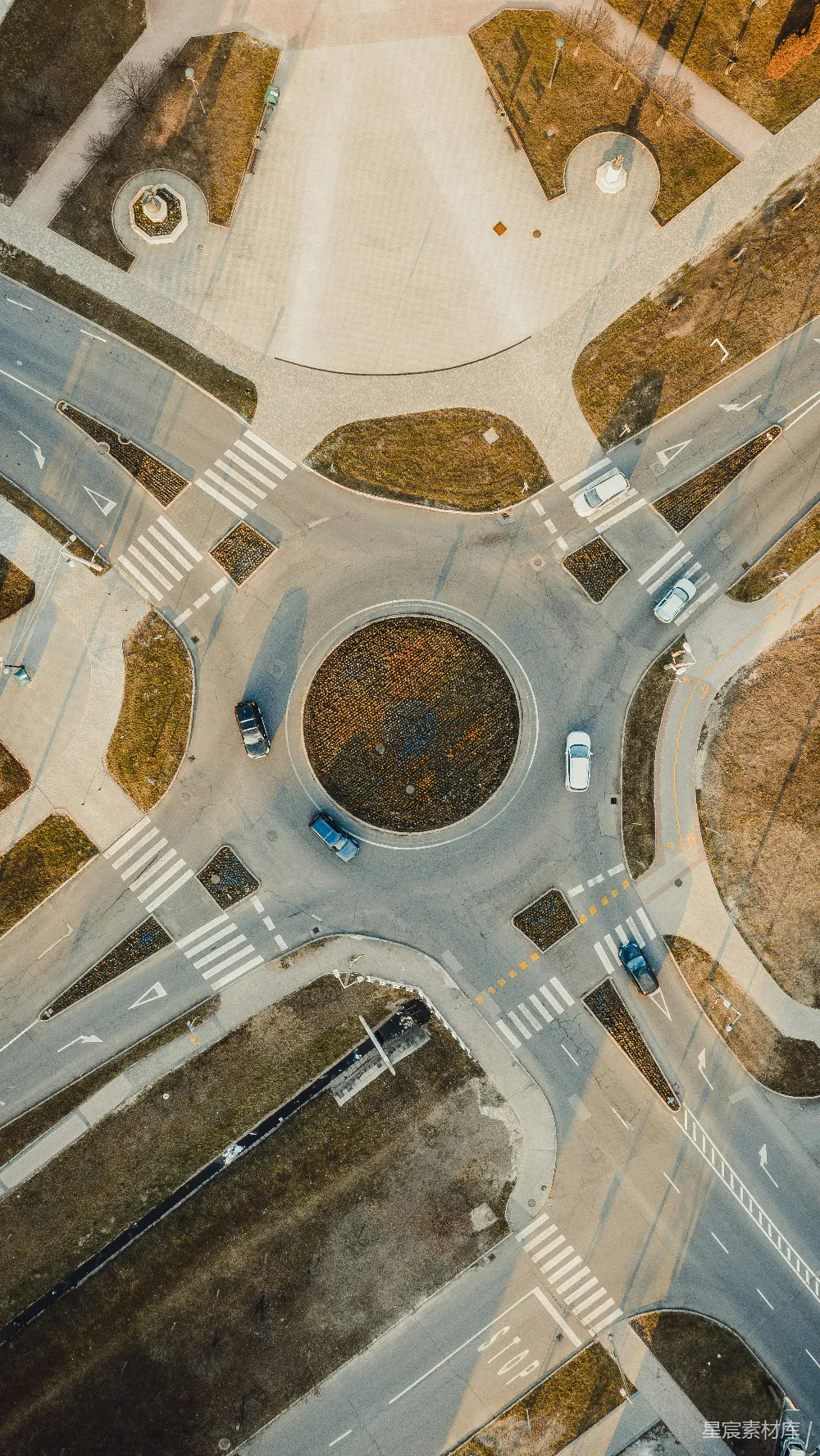 高清摄影  城市十字路口的空中俯瞰图