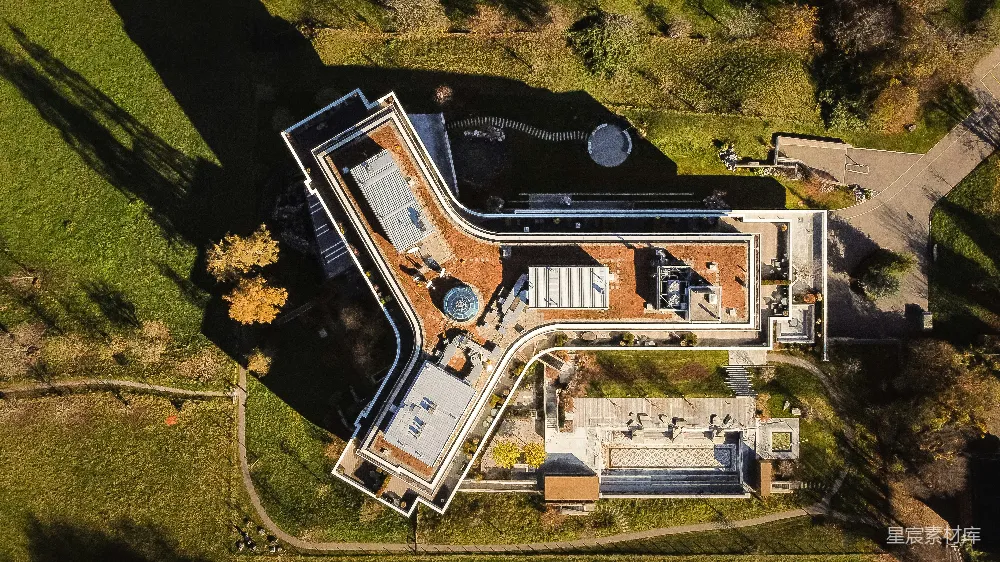 高清摄影  白色和棕色建筑的俯瞰图