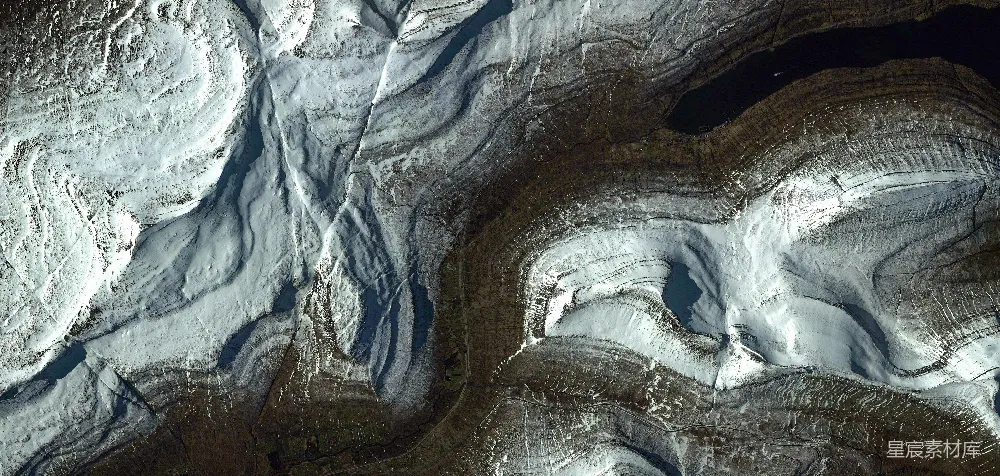 高清摄影  白雪覆盖的山脉全景