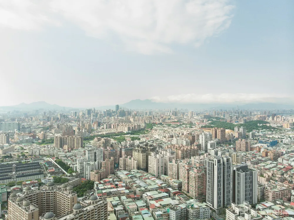 高清摄影  高层建筑的航拍照片