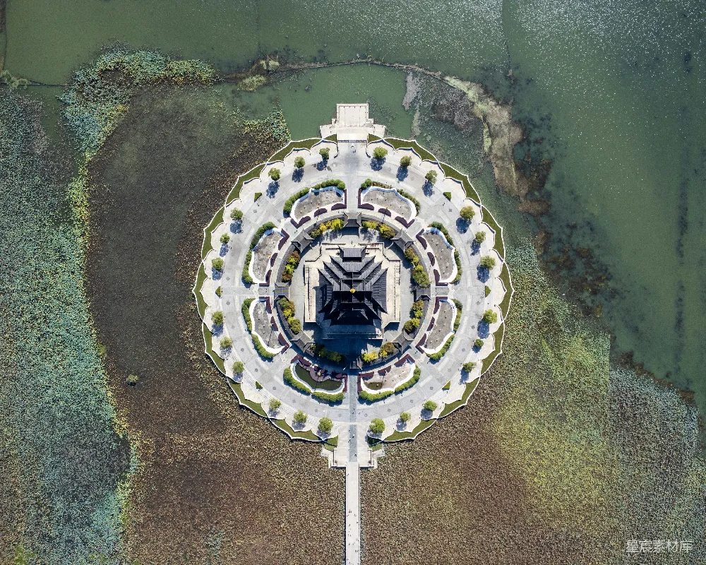 高清摄影  独特的圆形建筑俯瞰图。