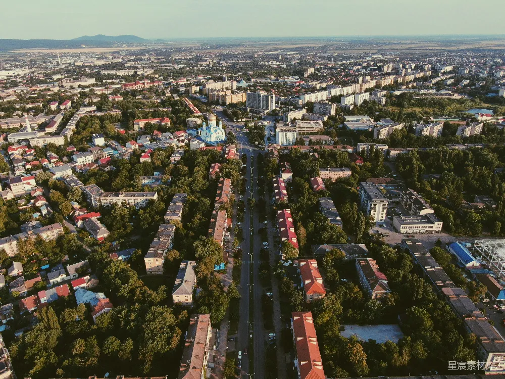 高清摄影  白天的城市建筑航拍图