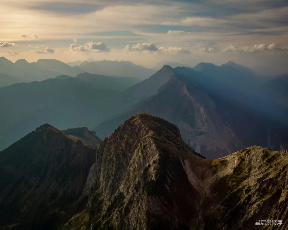 高清摄影  从山顶看山景