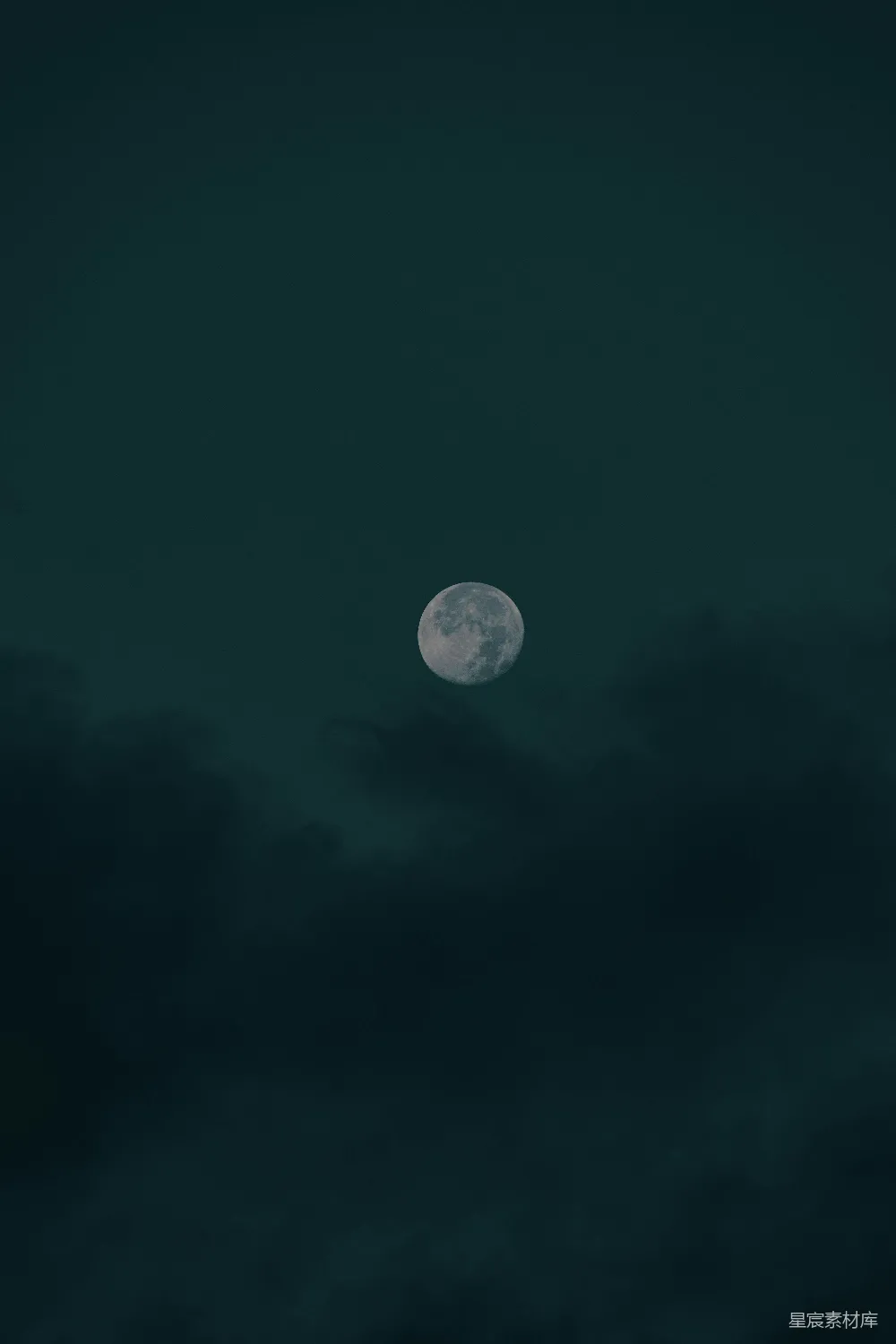 高清摄影  天空中的明月