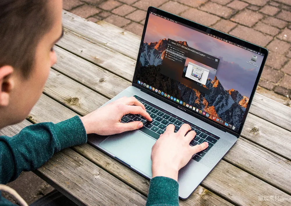 高清摄影  使用MacBook的人