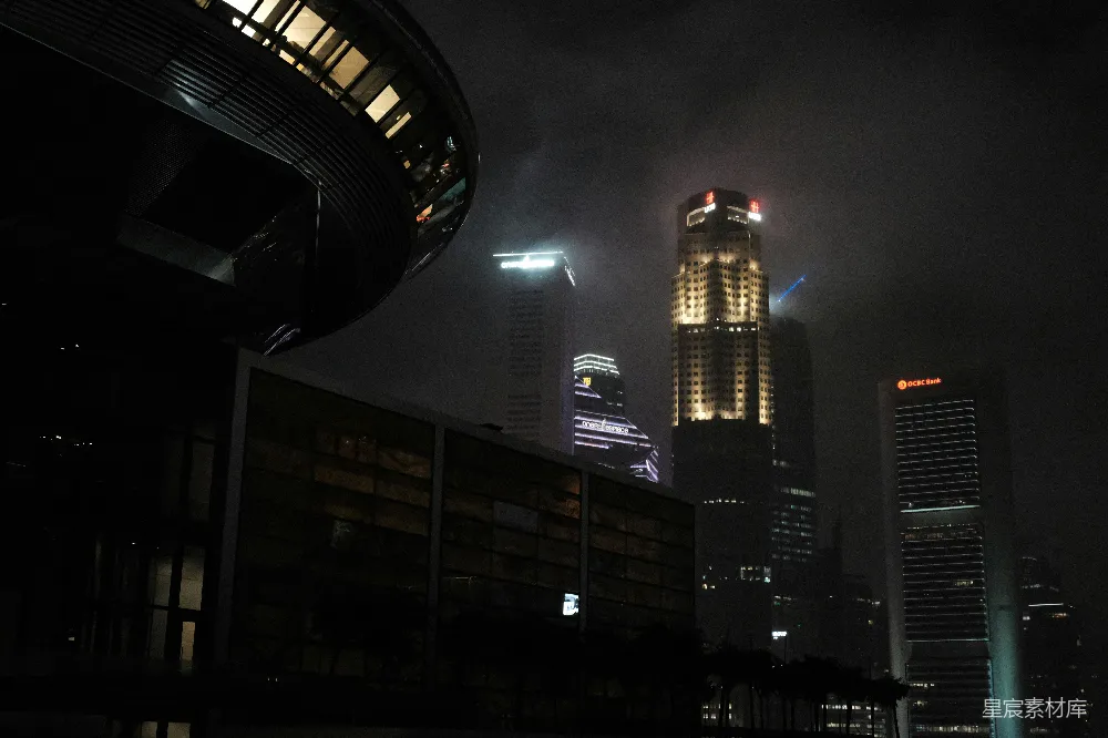 高清摄影  高层建筑在夜间