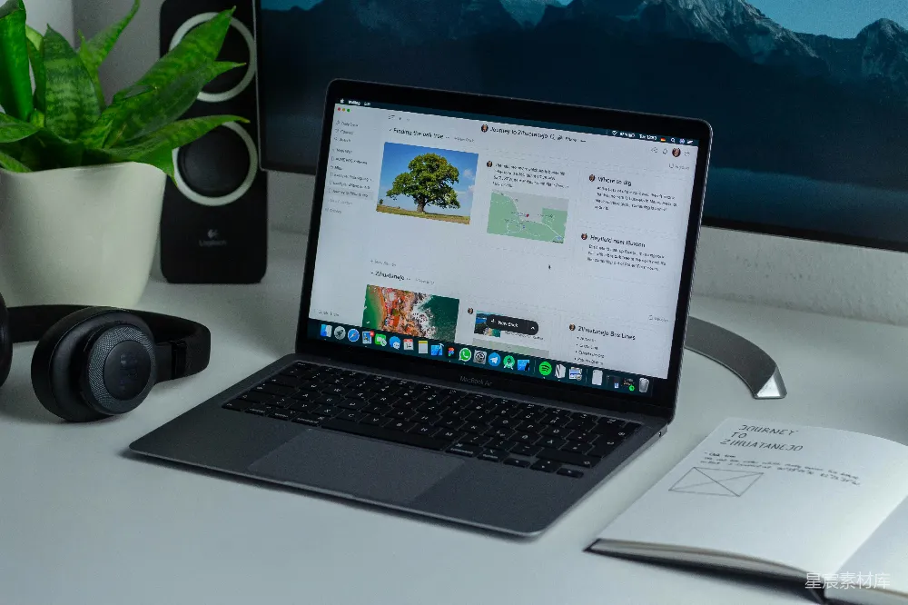 高清摄影  苹果MacBook Pro在白色桌子上