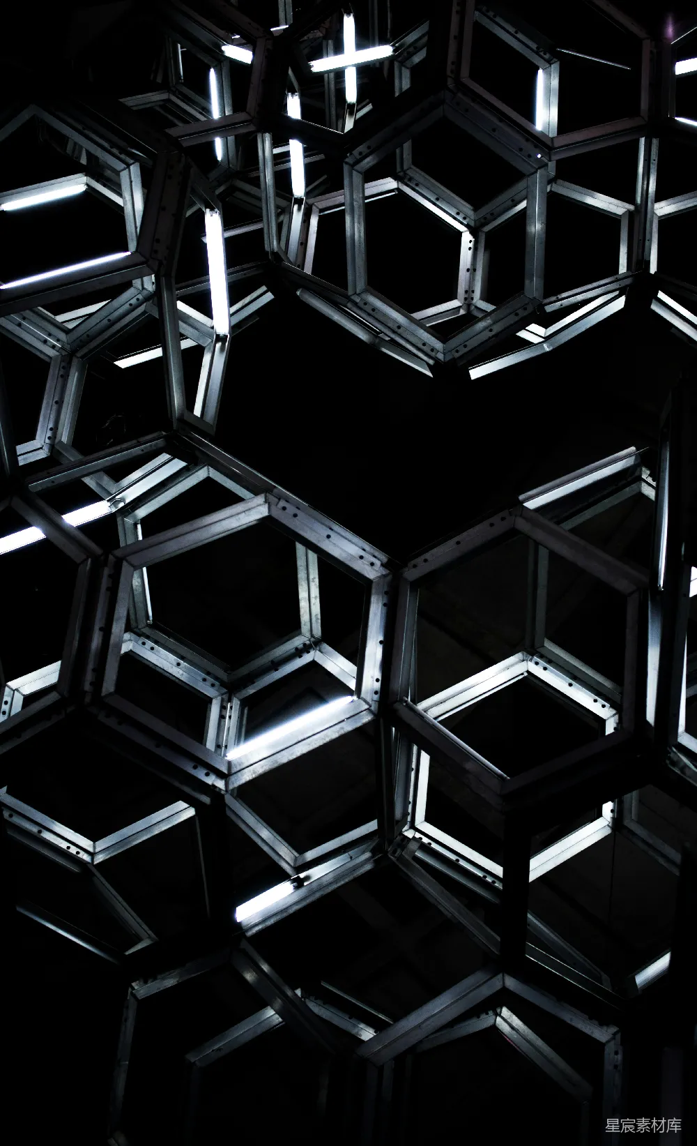 高清摄影 壁纸 几何黑色金属悬挂装饰
