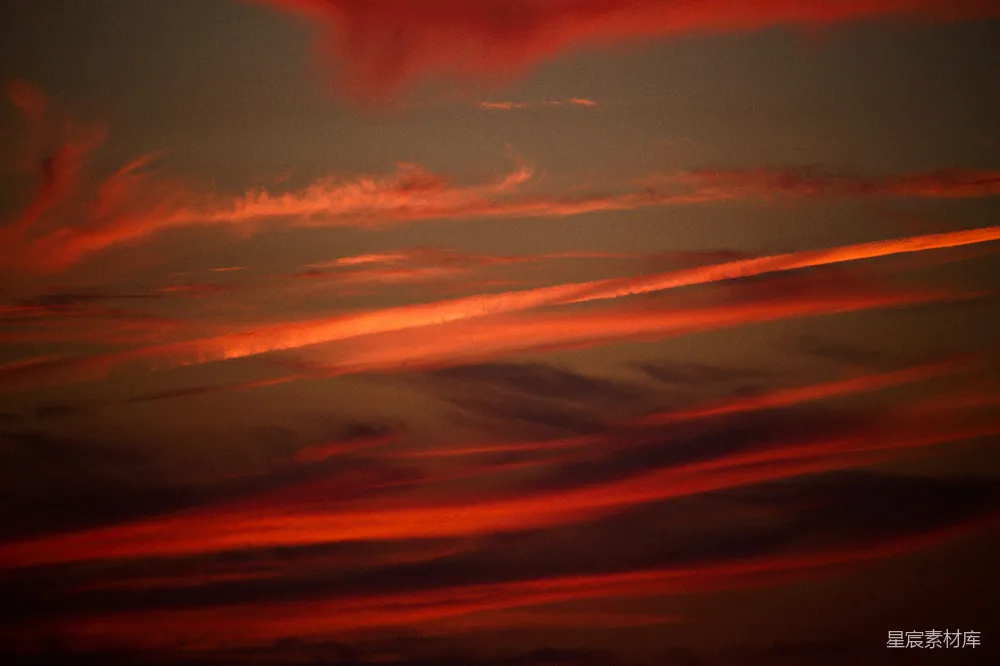 高清摄影 壁纸 夕阳西下，云彩缭绕