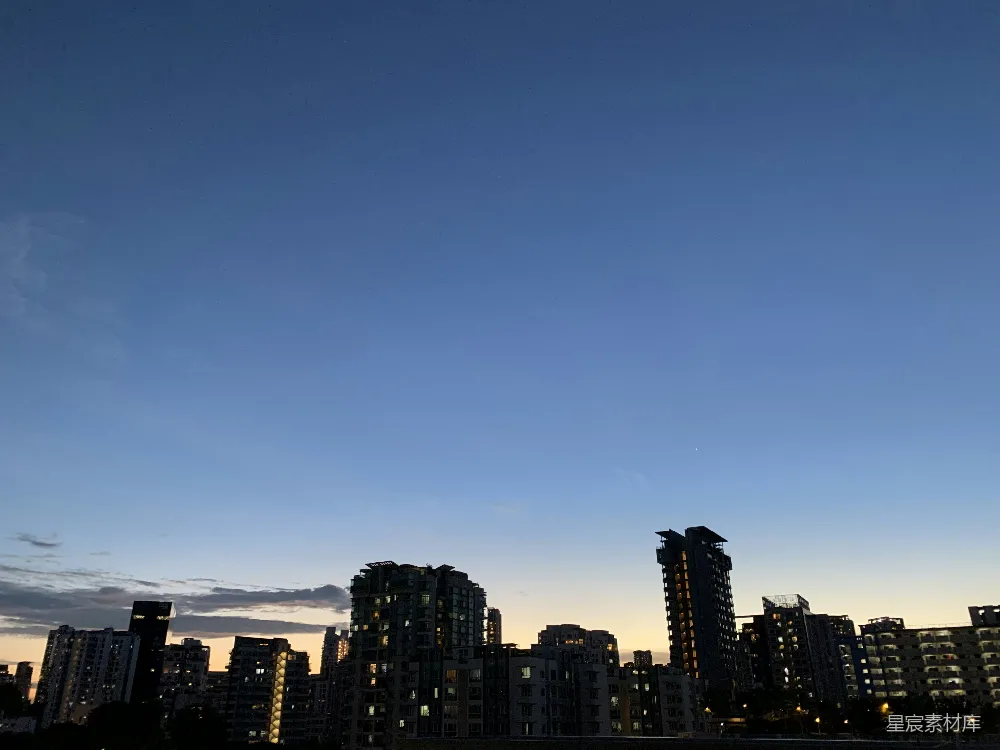 高清摄影  一座城市的夜景天际线