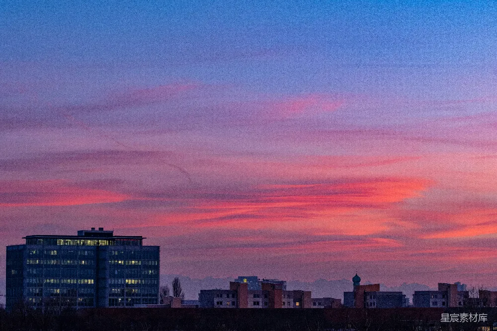 高清摄影  日落时分的城市天际线景色