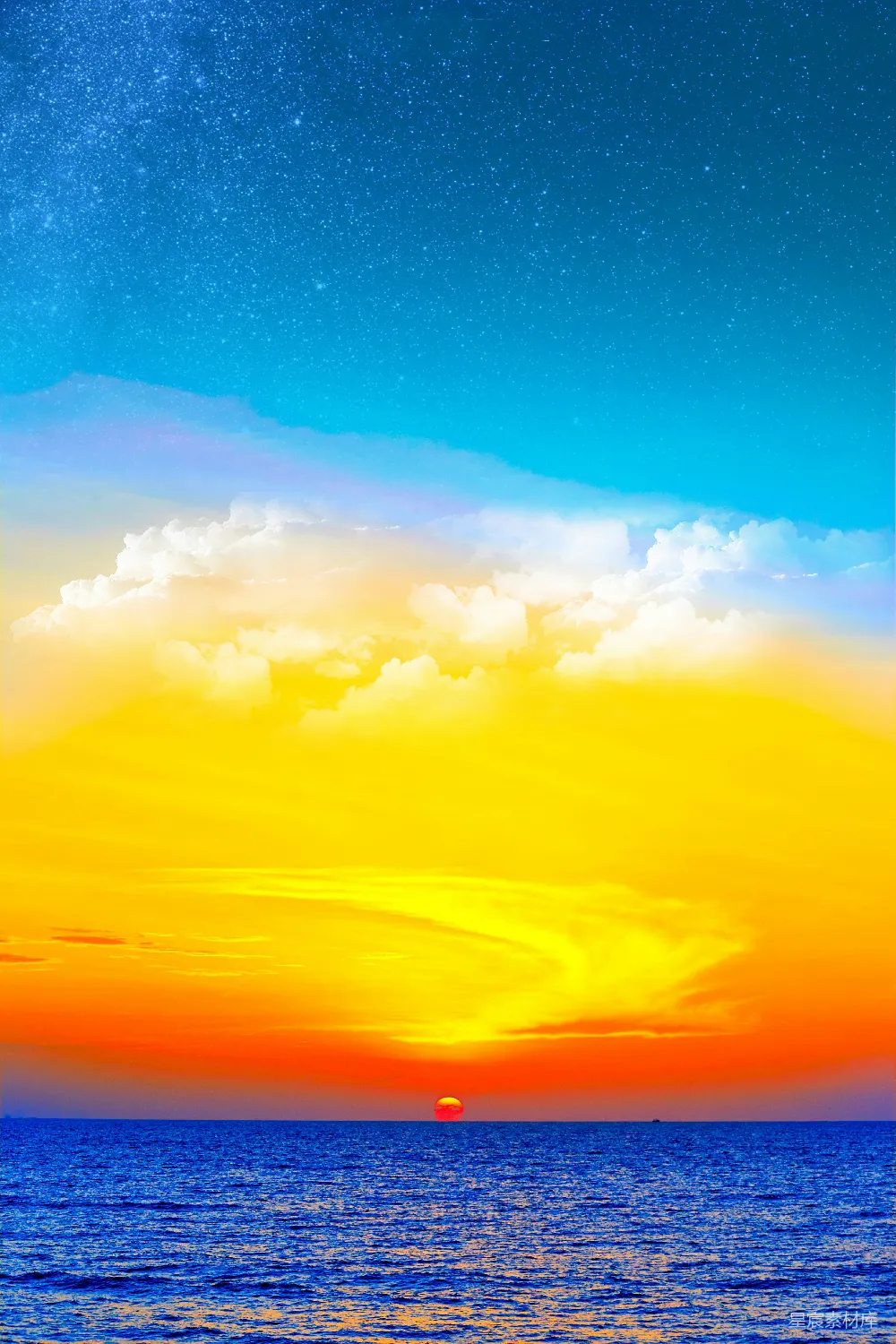 高清摄影  在蓝、白、橙色的天空下，夕阳下的蓝色大海数字壁纸