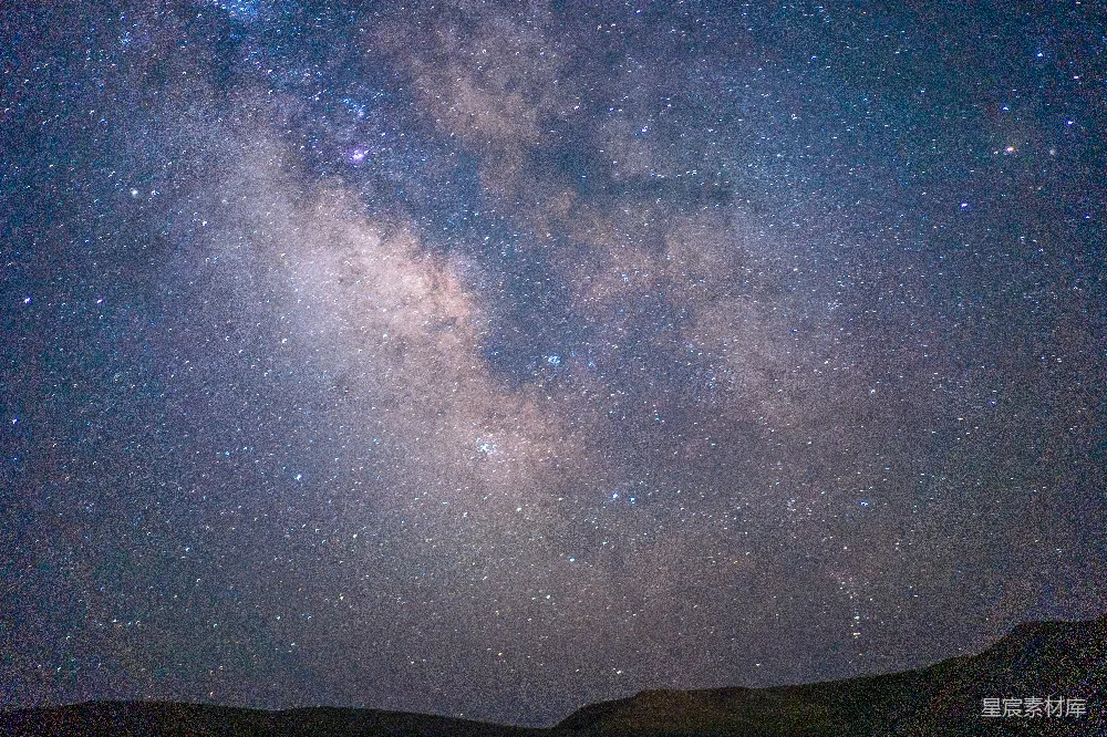 高清摄影  星空下山的剪影