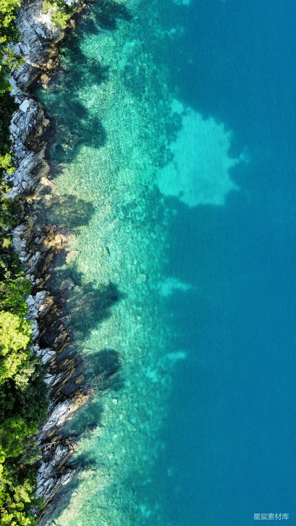 高清摄影  海滩的空中俯瞰图