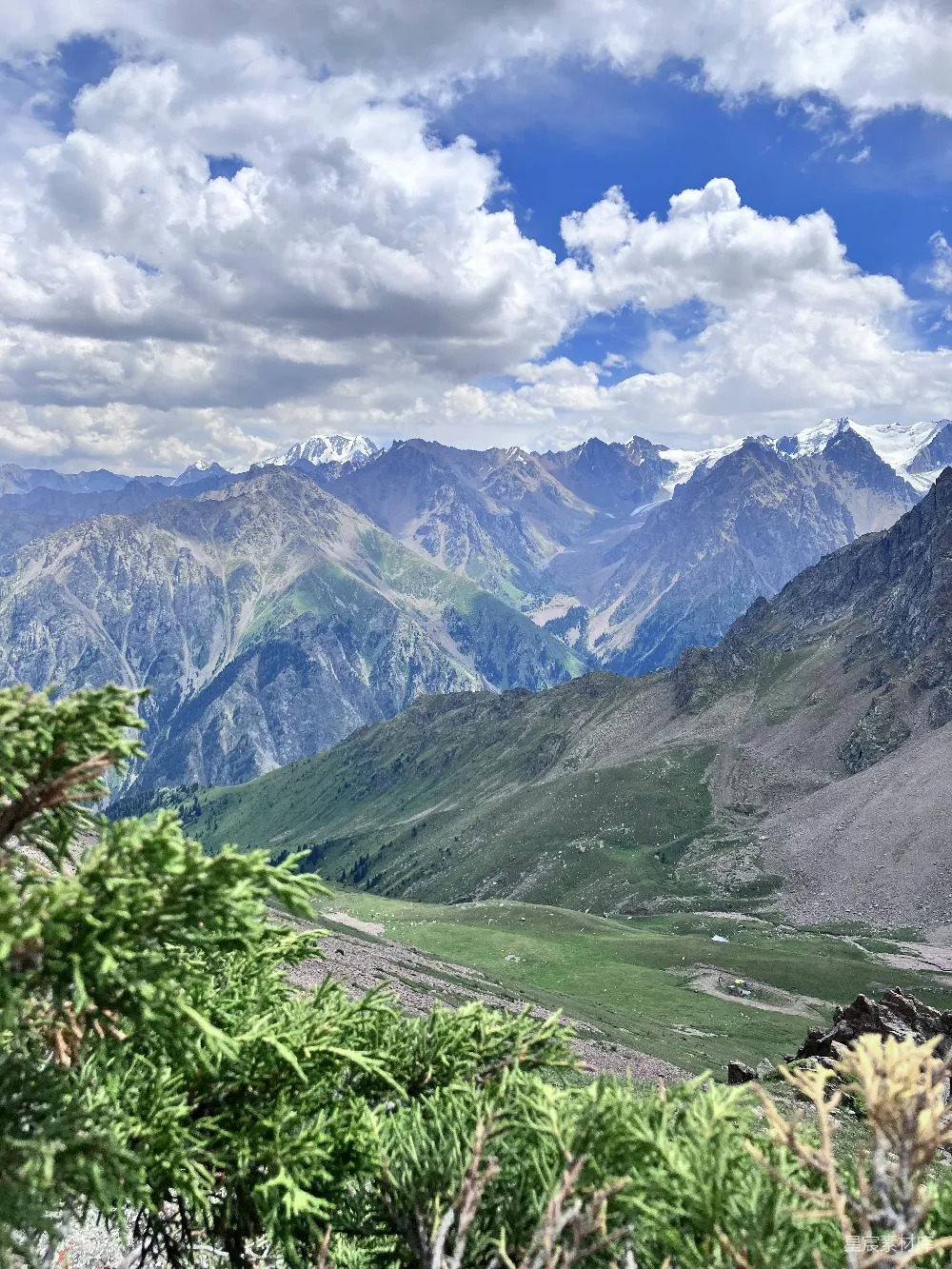 高清摄影  从高处俯瞰山脉的景象