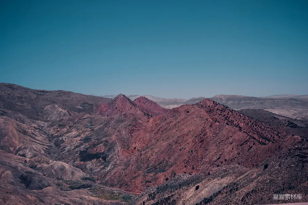 高清摄影  白天拍摄山脉风景照