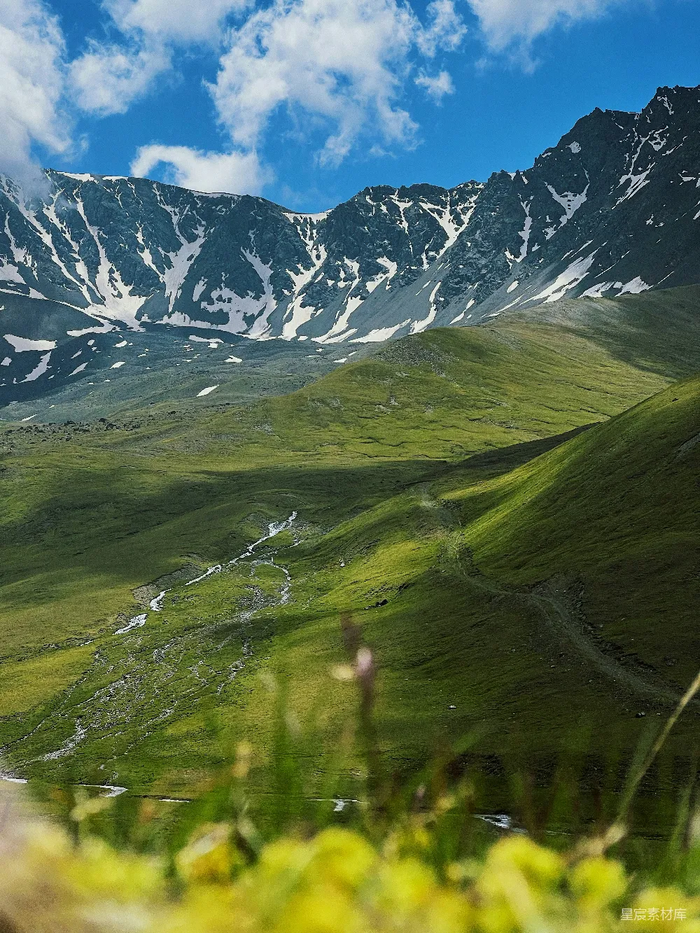 高清摄影  山谷之间