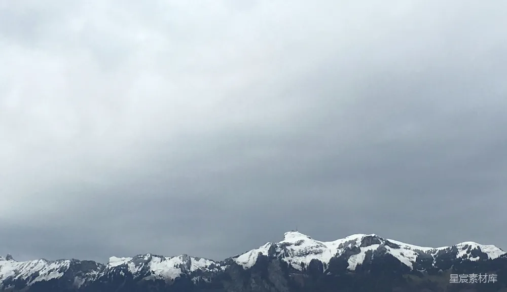 高清摄影  被雪覆盖的山