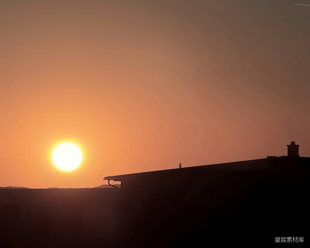 高清摄影 自然 壁纸 夕阳正从城市的天际落下。