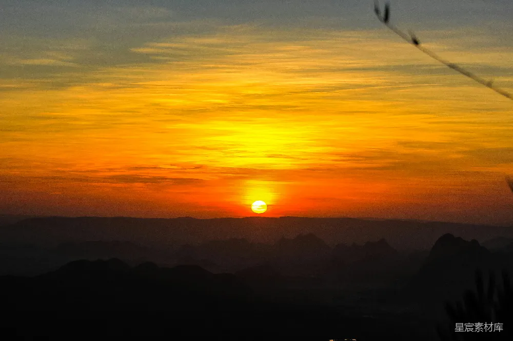 高清摄影  夕阳下山的剪影