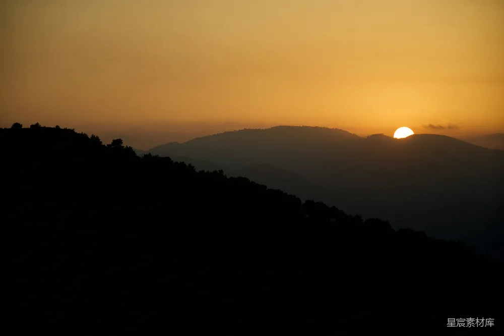 高清摄影  夕阳下山的剪影