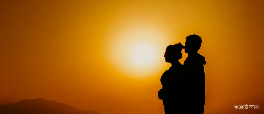 高清摄影  夕阳下男子的剪影