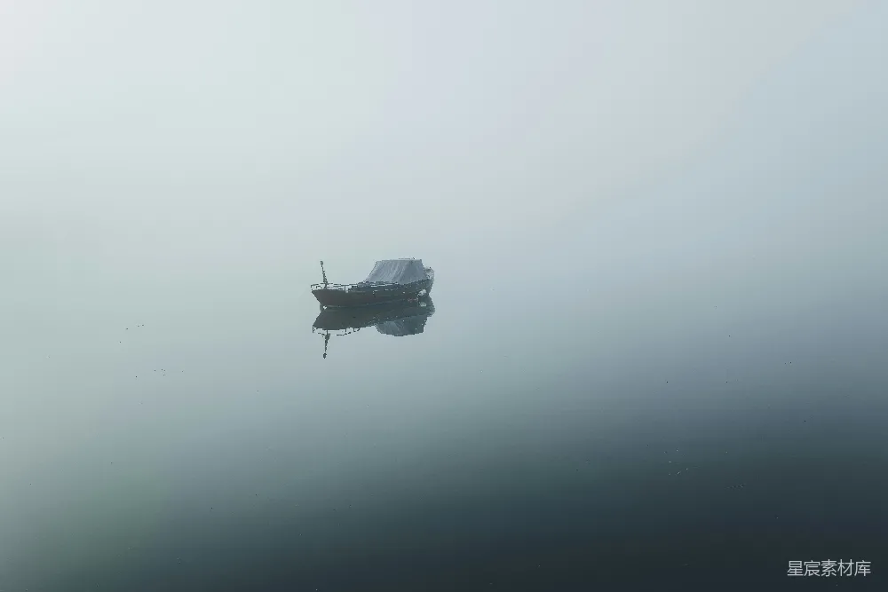 高清摄影  棕色的小船