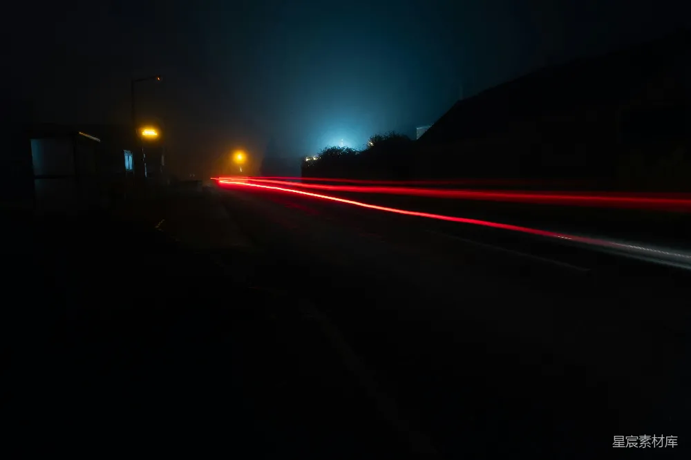 高清摄影  夜间路上车辆延时摄影
