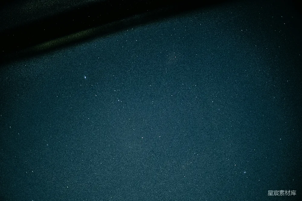 高清摄影  黑白照片中的街道标志牌