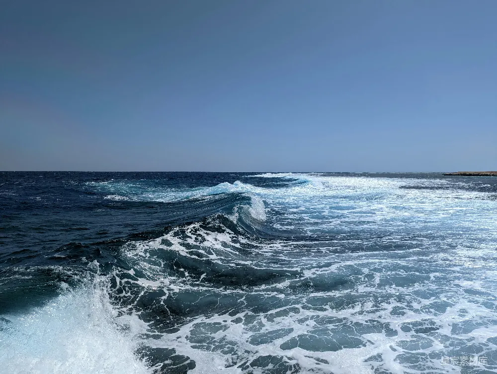 高清摄影  水面上的波浪