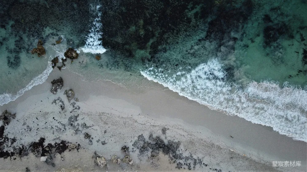 高清摄影  从高空俯瞰海滩和海洋的景象