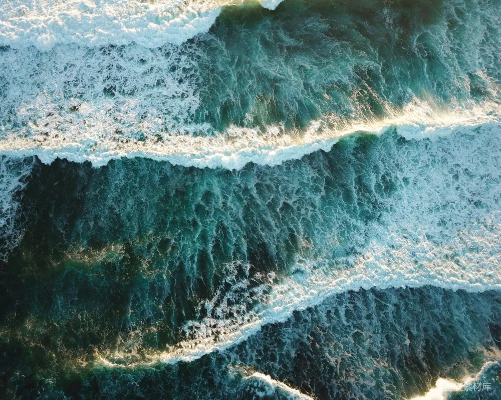 高清摄影  海浪拍打着海岸