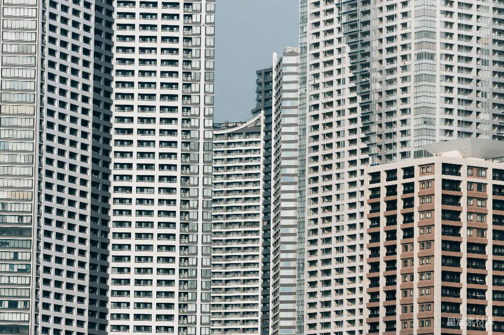 高清摄影  城市中的现代化高层公寓楼