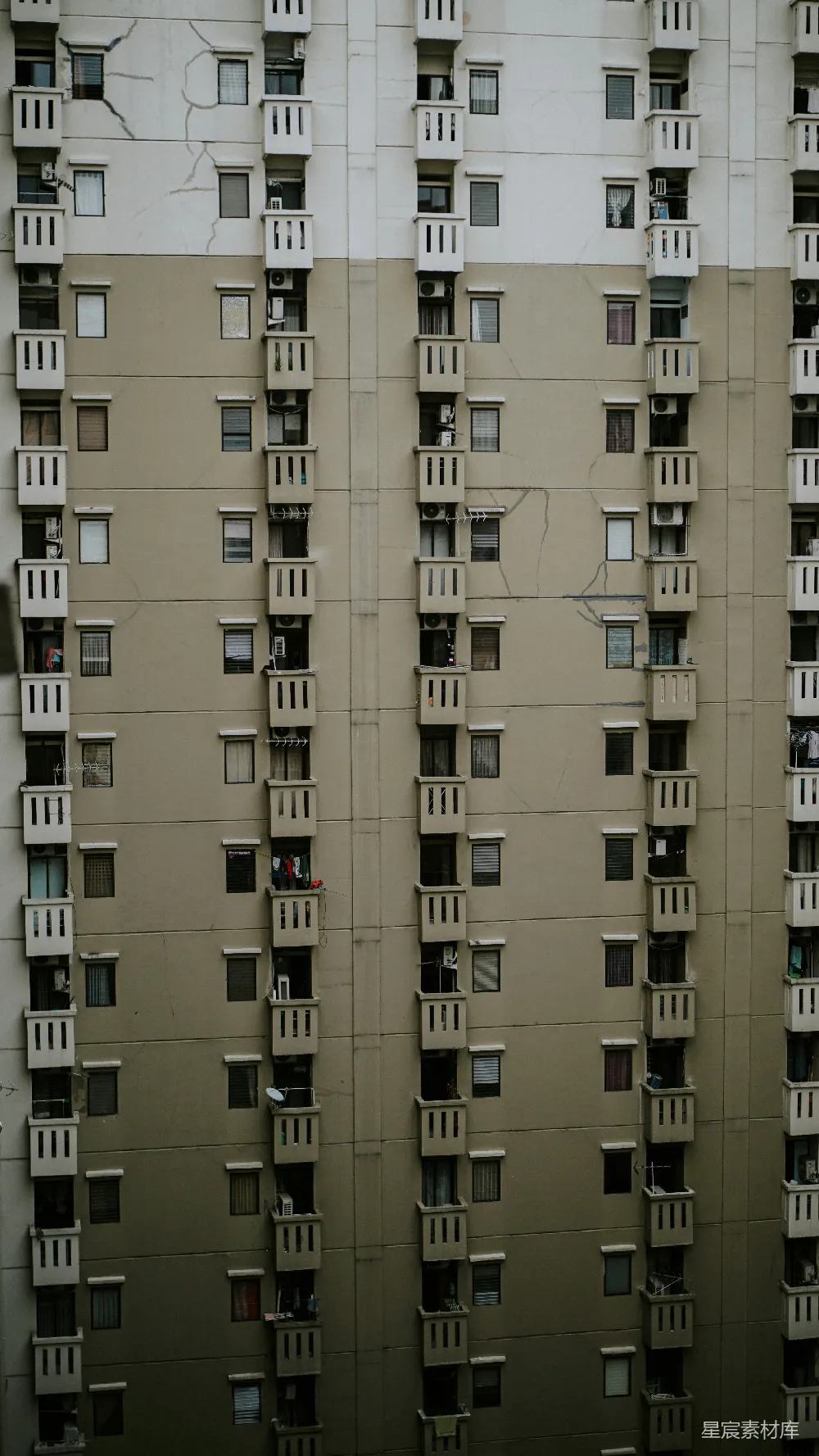 高清摄影  白色和灰色的混凝土建筑