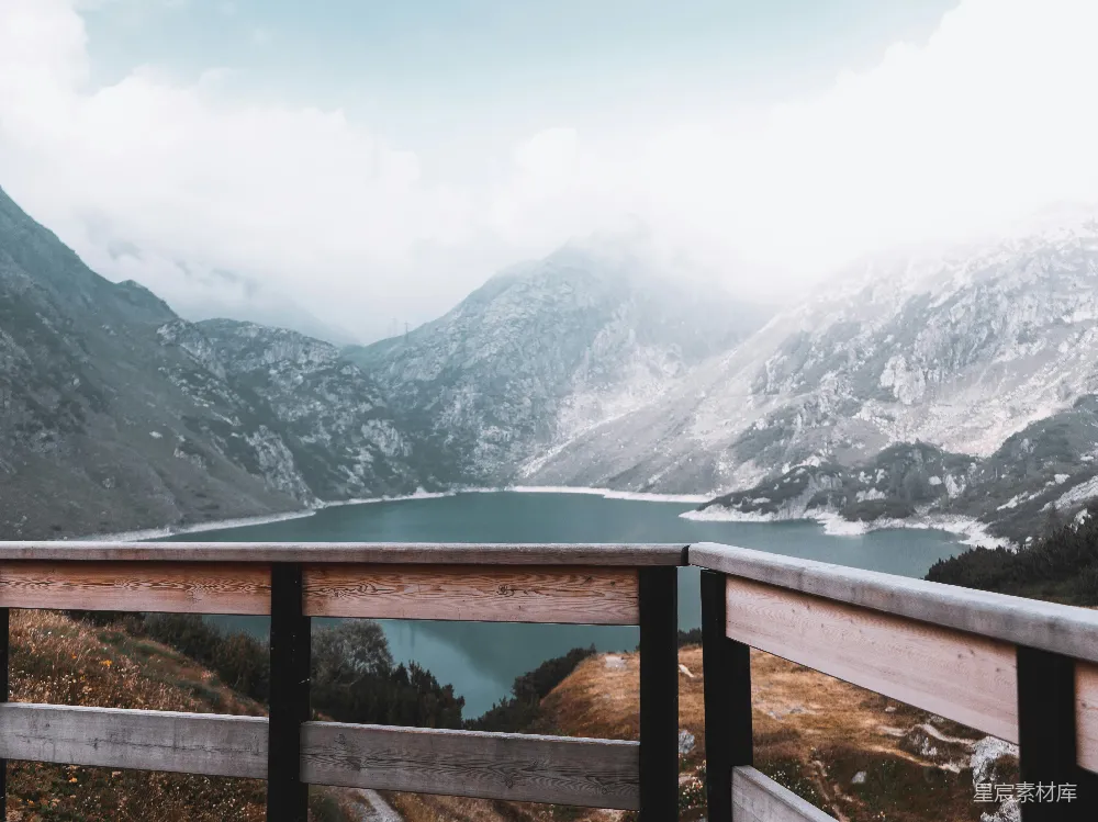 高清摄影  水边山景摄影