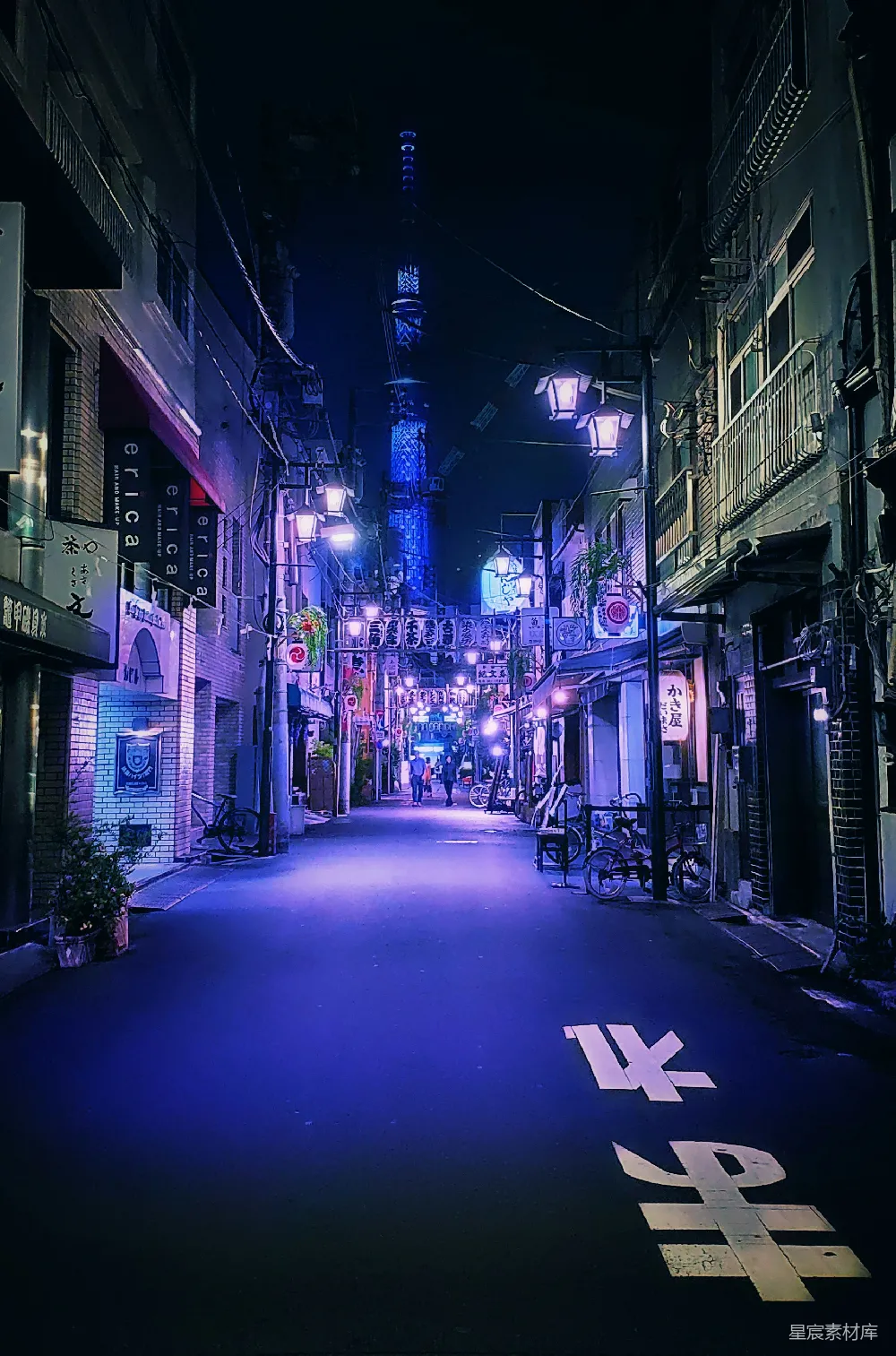 高清摄影  夜晚空荡的街道