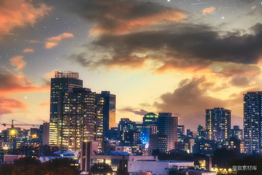 高清摄影  夜幕下多云的天际线城市景观