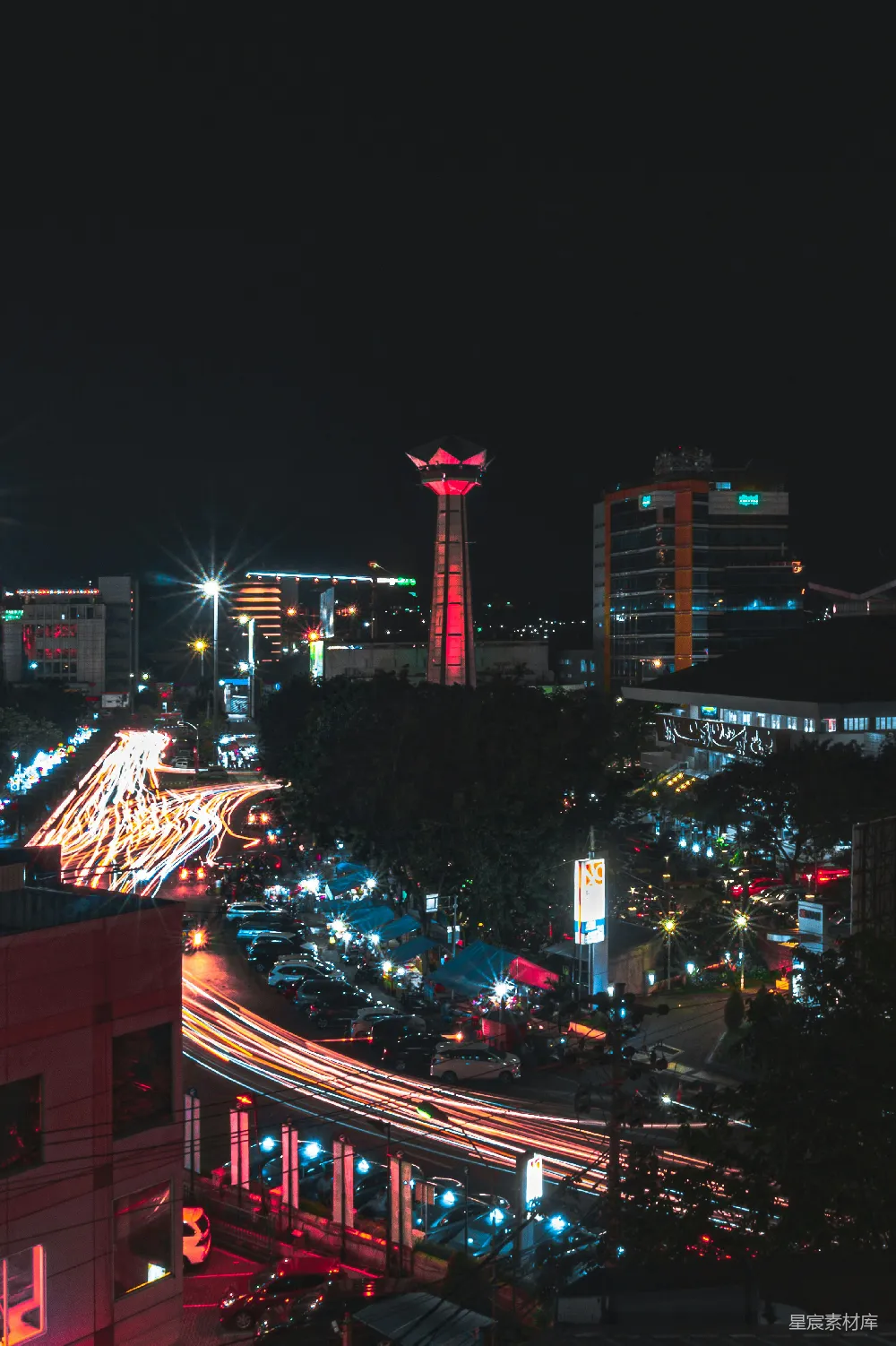 高清摄影  夜晚灯火辉煌的高楼大厦的城市