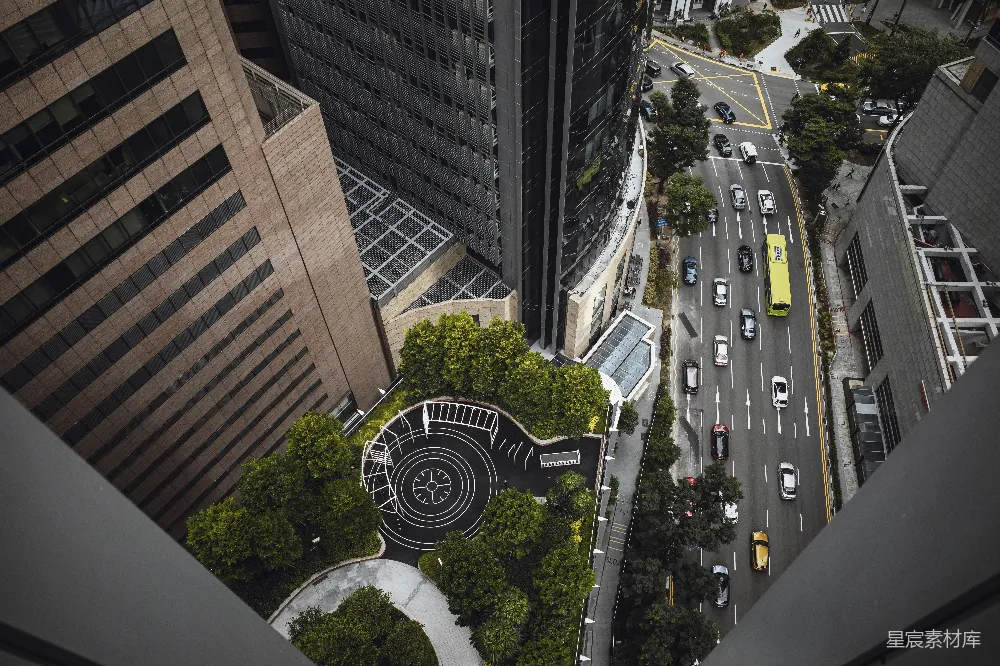 高清摄影  一座城市俯瞰图，其中有许多高楼大厦。