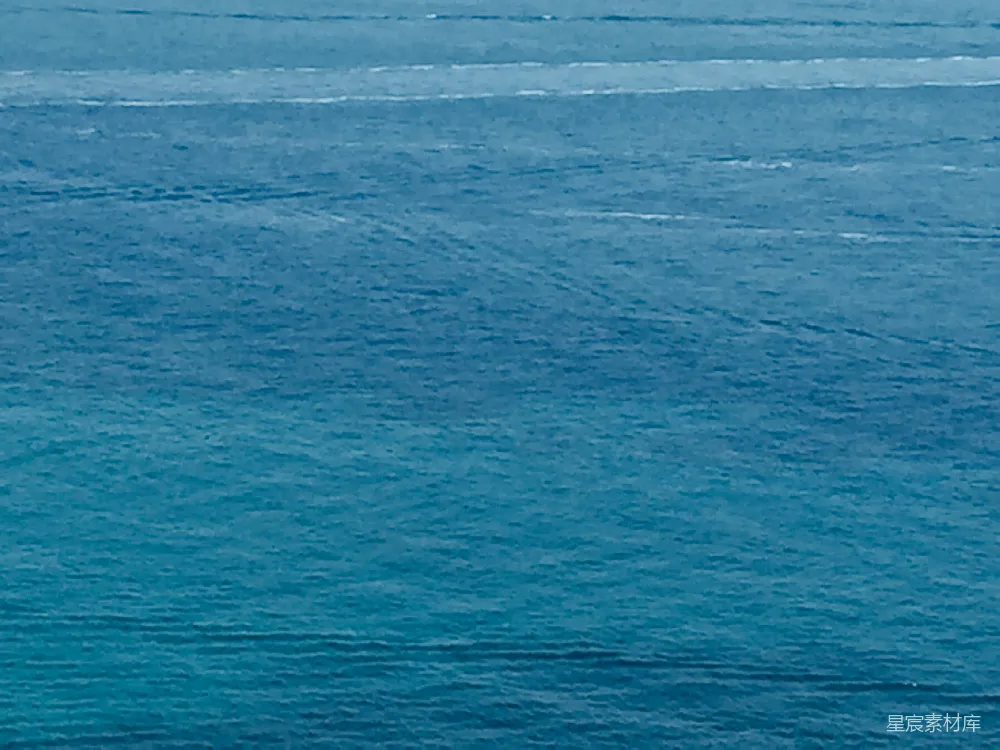 高清摄影  白天的蓝色海水