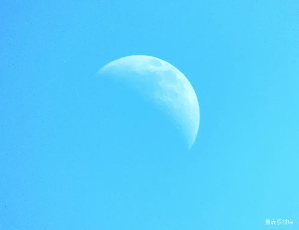 高清摄影  天空中的白月