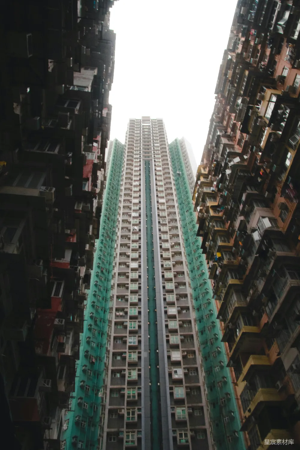 高清摄影  一座高大的城市高楼