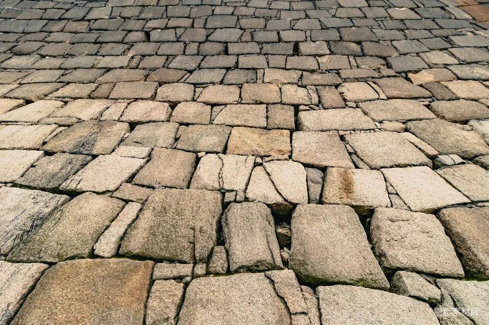 高清摄影  一条鹅卵石铺成的道路的特写视图