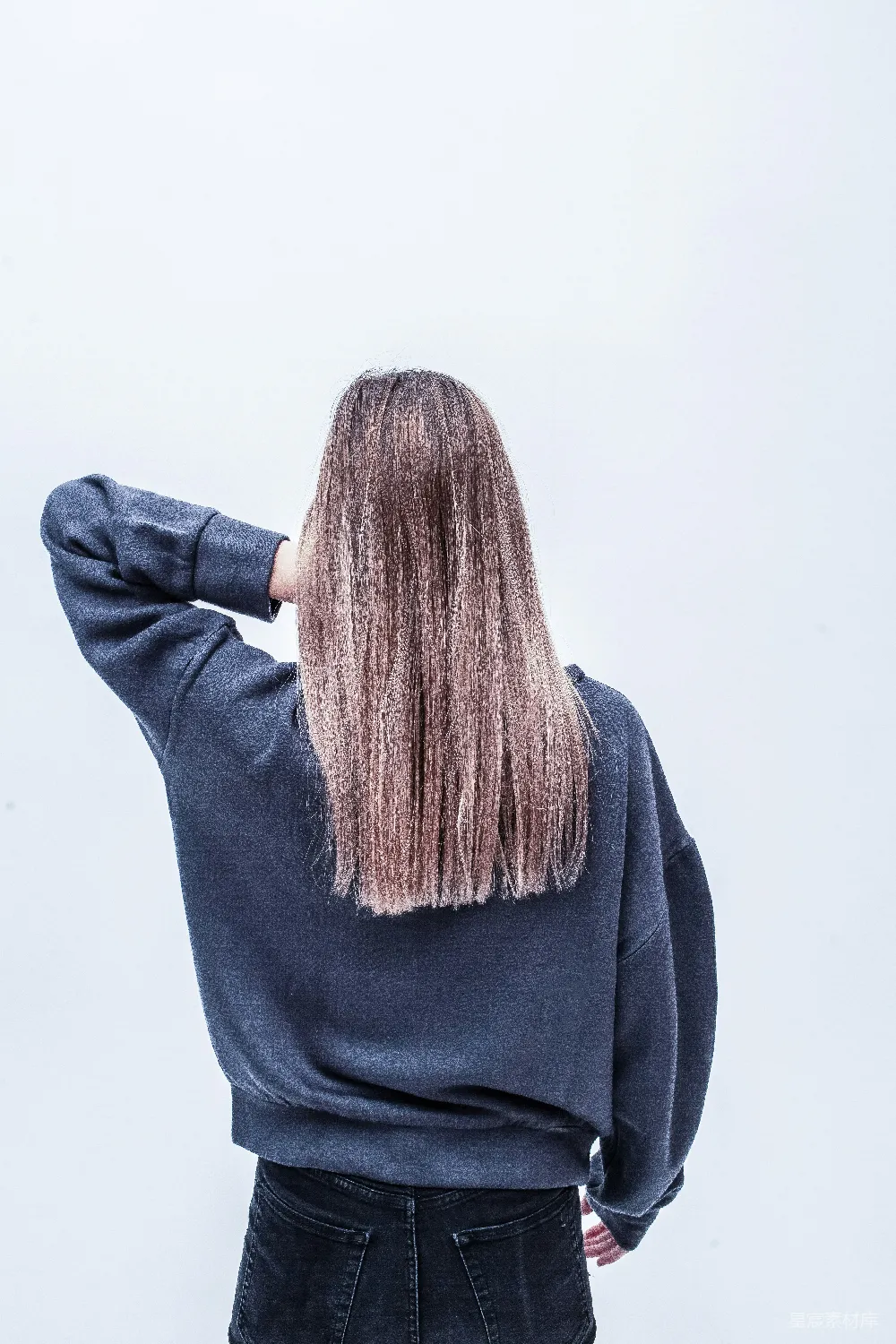高清摄影  女人摸着她的头发