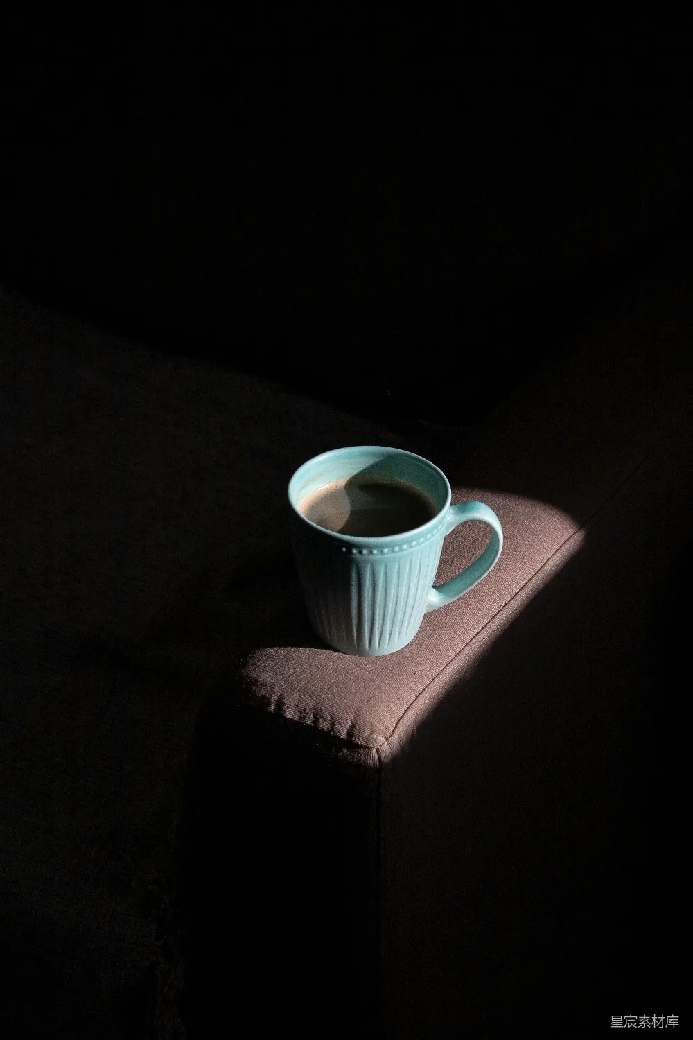 高清摄影  白色陶瓷杯子
