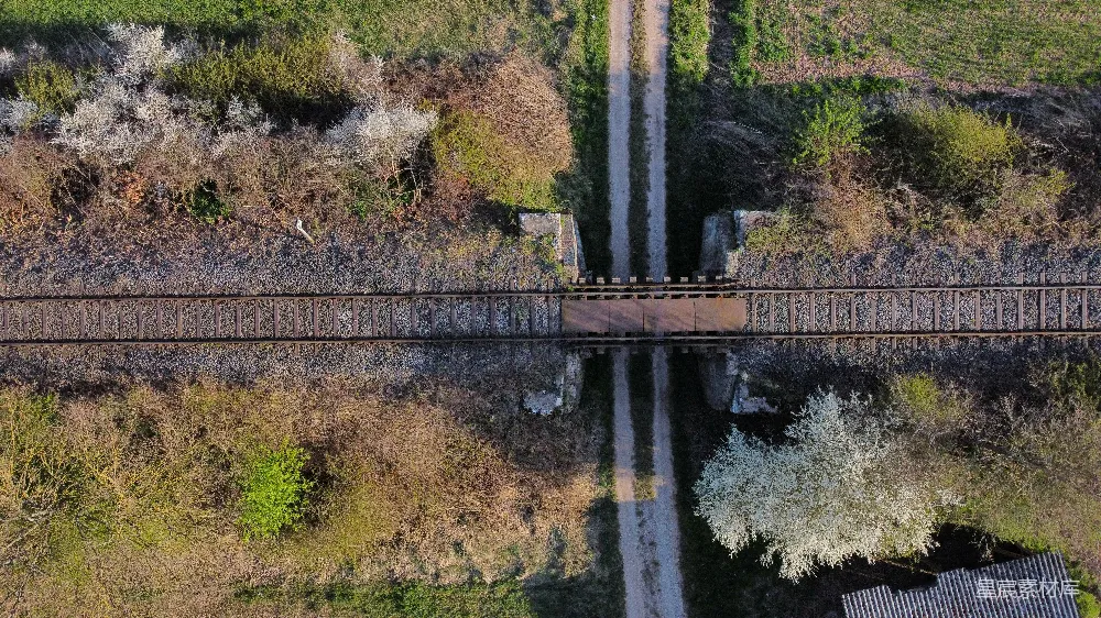 高清摄影  一座横跨河流的桥