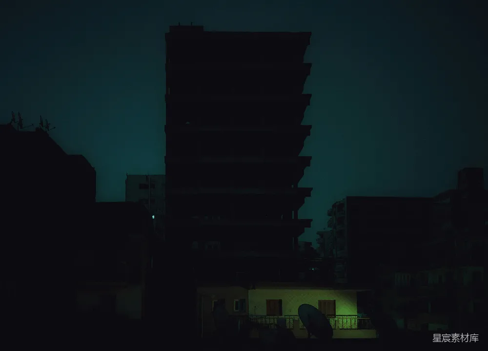 高清摄影 电影 壁纸 自然 一幅夜间建筑物的黑暗画面